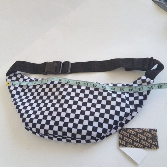 New Vans Ward Black White Checkered Crossbody Fanny Pack Bum Belt Waist Bag - Picture 15 of 17